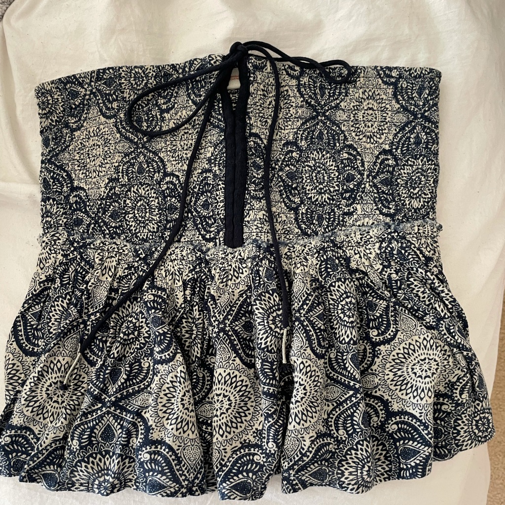 Sun & Shadow Strapless Top